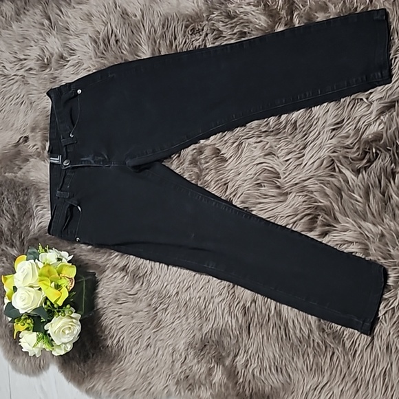 Black Jeans - Picture 1 of 8